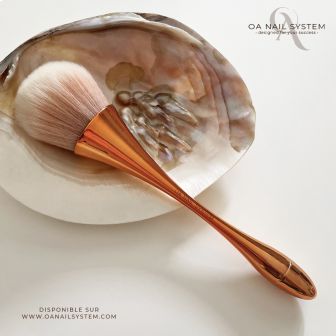 ROSE GOLD DUST BRUSH